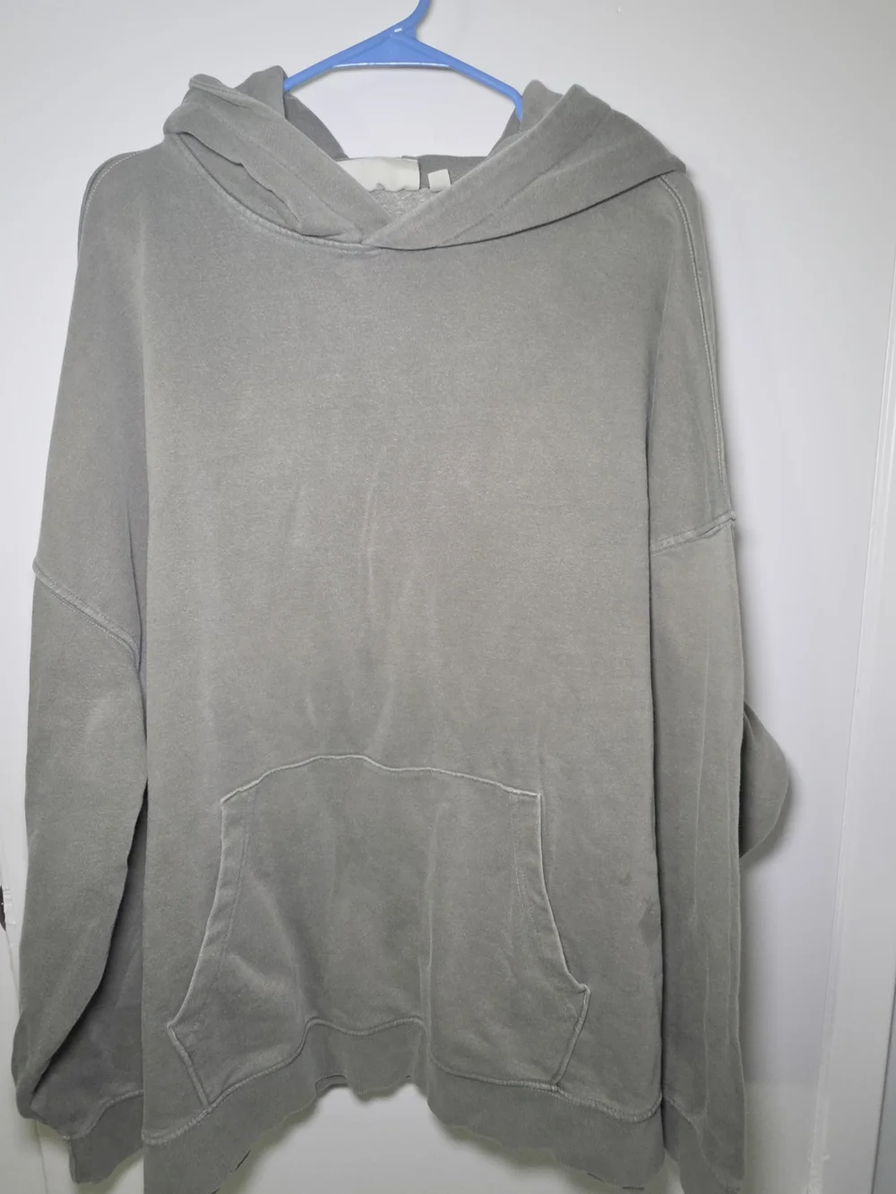 No Boundaries Men's Crewneck Hooded Sweater - Gray